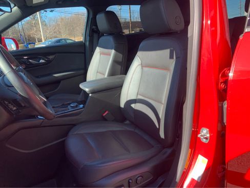 Used 2019 Chevrolet Blazer RS w/ Sun and Wheels Package image 12