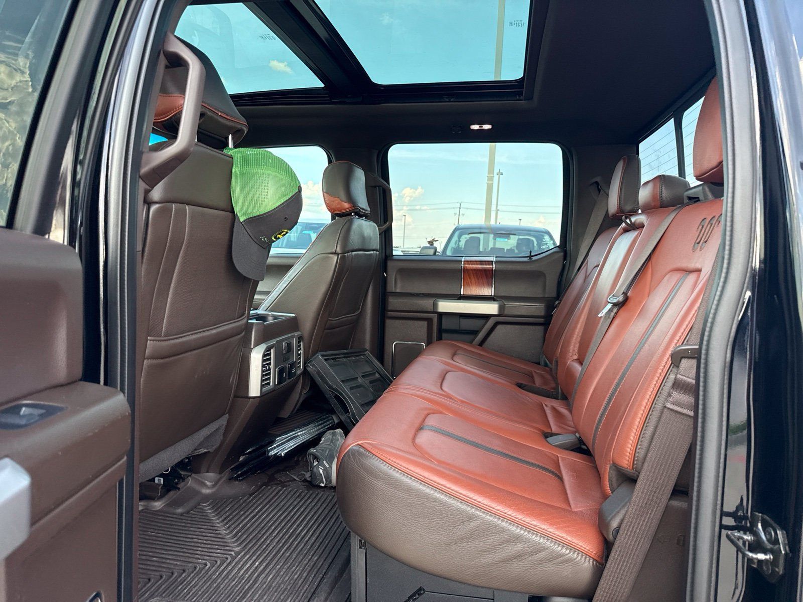 Used 2018 Ford F350 King Ranch w/ King Ranch Ultimate Package AWD/4WD image 8