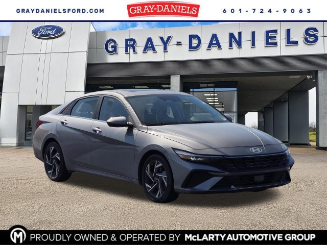 Used 2024 Hyundai Elantra SEL w/ Convenience Package FWD image 1