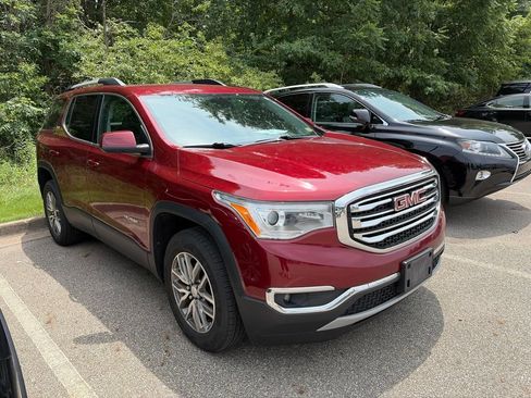 Used 2018 GMC Acadia SLE FWD image 3