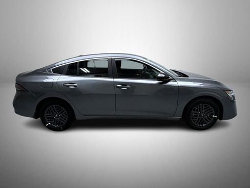 New 2026 Nissan Sentra SV image 4