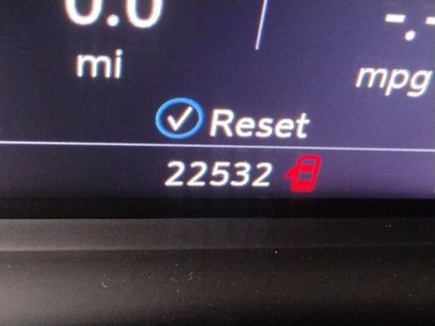 Used 2021 Cadillac XT5 Premium Luxury image 18