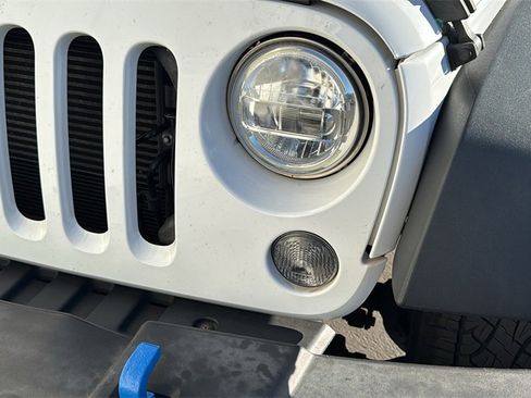 Used 2017 Jeep Wrangler Unlimited Sport w/ Connectivity Group image 6