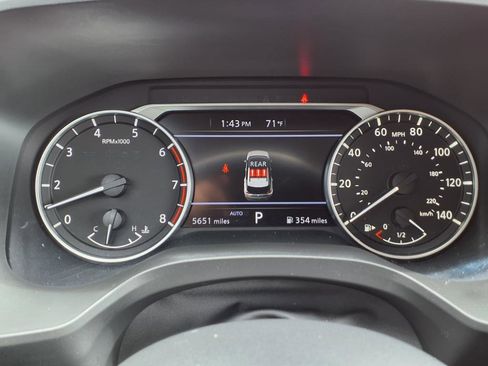 Used 2023 Nissan Rogue SV image 27