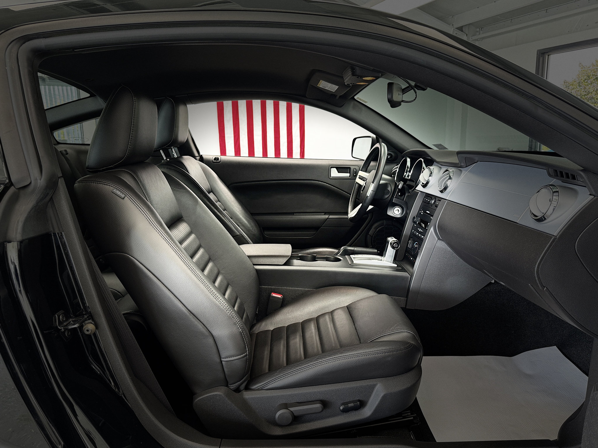 Used 2007 Ford Mustang GT RWD image 27