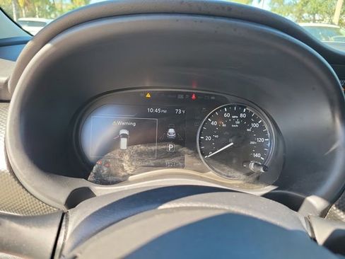 Used 2024 Nissan Kicks SV image 15