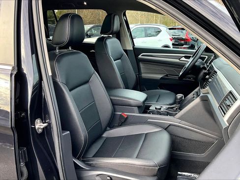 Used 2021 Volkswagen Atlas SEL R-Line image 8