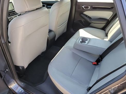 Used 2025 Honda Civic Sport image 27