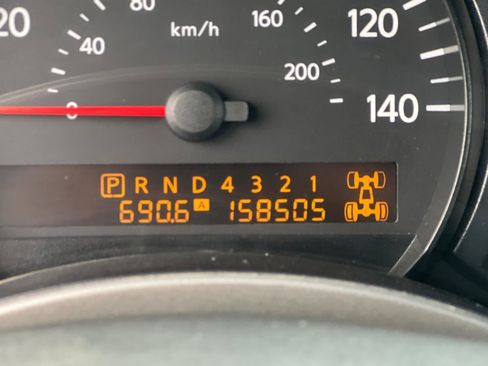 Used 2006 Nissan Titan SE image 19