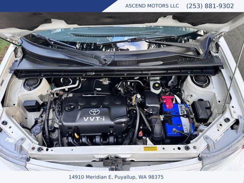 Used 2005 Scion xB Hatchback 4D image 15