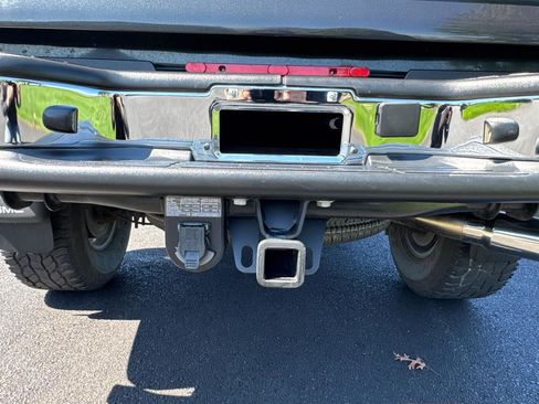 Used 2005 GMC Sierra 2500 SLE w/ Heavy-Duty Power Package image 31