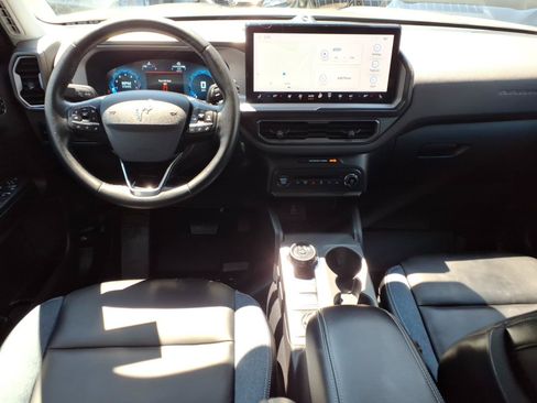 Certified 2025 Ford Bronco Sport Outer Banks w/ Outer Banks Tech Package+ AWD/4WD image 12