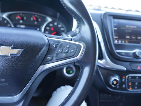 Used 2020 Chevrolet Equinox LT AWD/4WD image 12