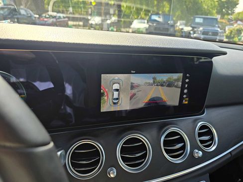 Used 2022 Mercedes-Benz E 350 Sedan image 30