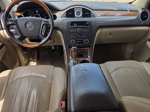 Used 2011 Buick Enclave CXL image 8