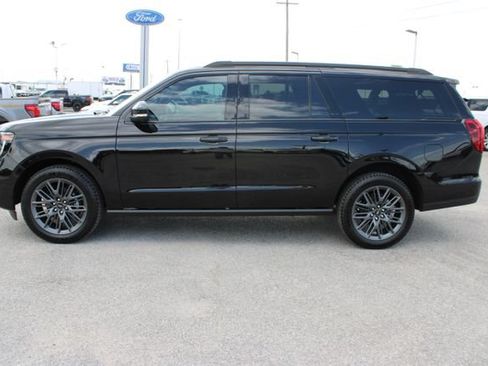 New 2027 Ford Expedition Max Platinum w/ Stealth Appearance Package AWD/4WD image 5
