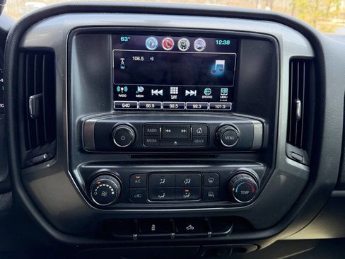 Used 2018 Chevrolet Silverado 1500 LT image 14