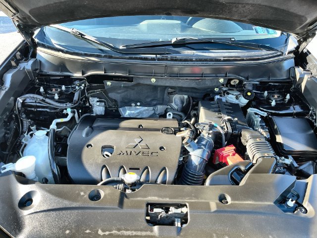 Used 2018 Mitsubishi Outlander Sport LE AWD/4WD image 26