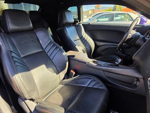 Used 2019 Dodge Challenger SRT Hellcat w/ Laguna Leather Package RWD image 12