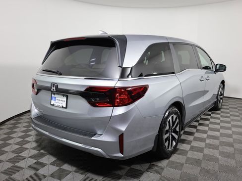 Used 2026 Honda Odyssey EX-L image 5