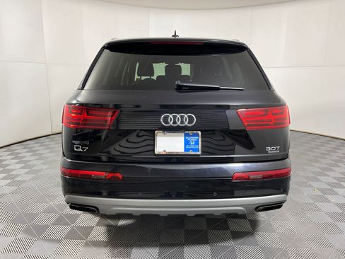 Used 2017 Audi Q7 3.0T Prestige image 8