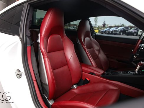 Used 2017 Porsche 911 4 Coupe AWD/4WD image 45