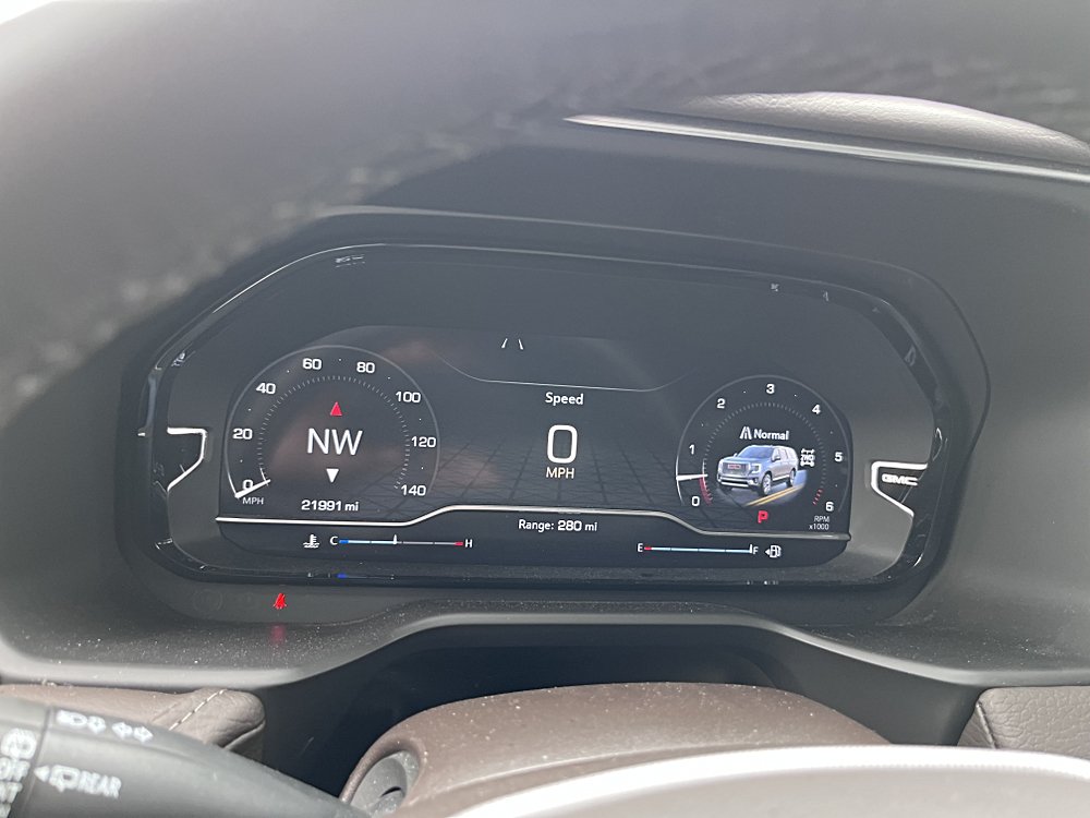 Used 2024 GMC Yukon Denali AWD/4WD image 26