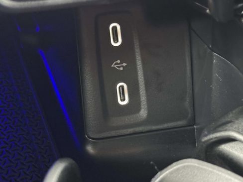 Certified 2025 Mercedes-Benz GLC 300 4MATIC image 29