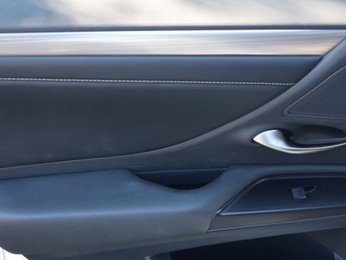 Used 2019 Lexus ES 350 F Sport w/ Accessory Package 2 image 31