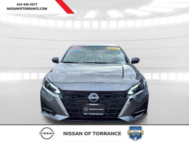 Used 2025 Nissan Altima 2.5 S FWD image 2