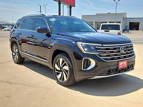 Used 2025 Volkswagen Atlas SEL image 4