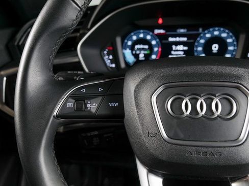 Used 2025 Audi Q3 2.0T Premium AWD/4WD image 19