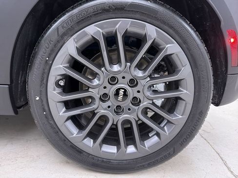 New 2026 MINI Cooper 2-Door Hardtop image 11