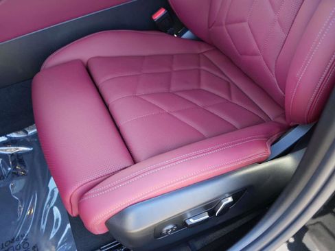 New 2025 BMW i5 M60 w/ Premium Package image 13