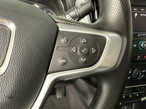 Used 2024 GMC Terrain SLE w/ Driver Convenience Package AWD/4WD image 17