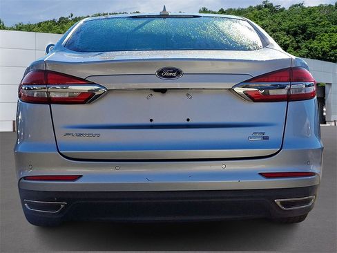 Certified 2019 Ford Fusion SE image 5