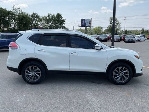 Used 2016 Nissan Rogue SL FWD image 9