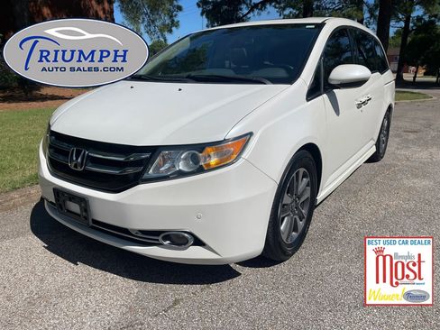 Used 2015 Honda Odyssey Touring image 1