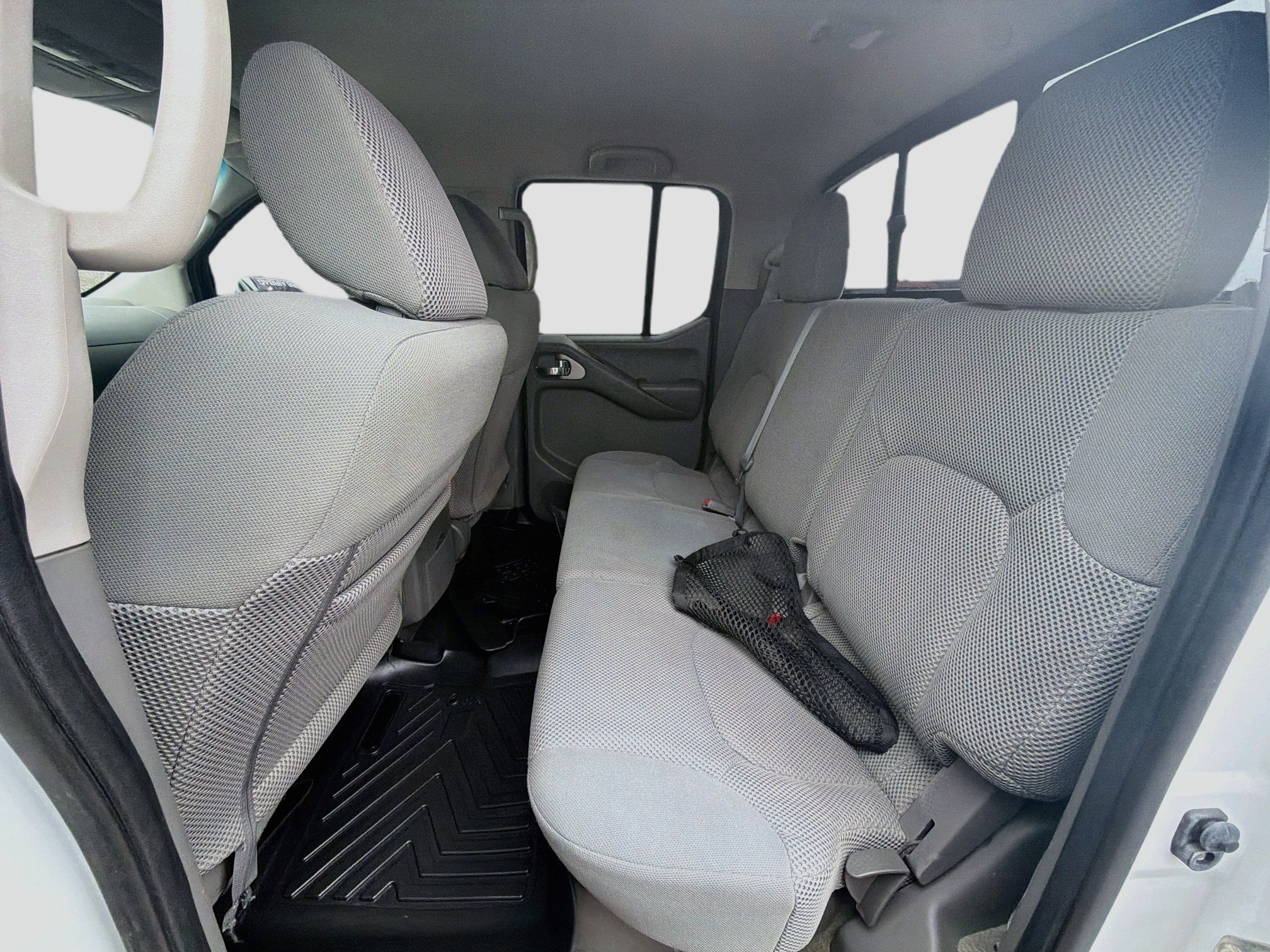 Used 2017 Nissan Frontier SV AWD/4WD image 25