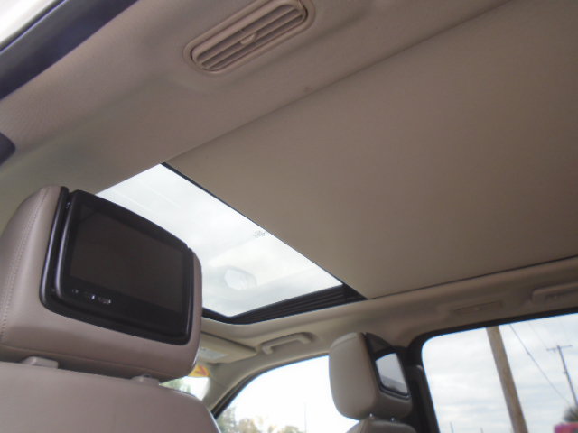 Used 2021 Ford Expedition Limited AWD/4WD image 4