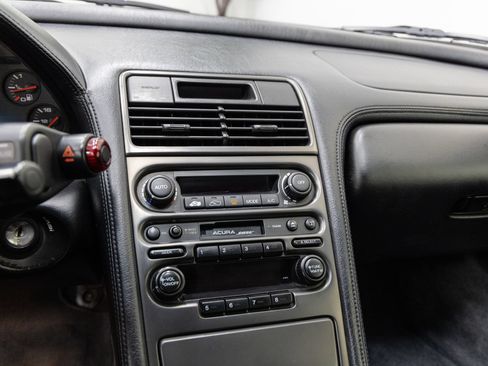 Used 2000 Acura NSX T RWD image 17