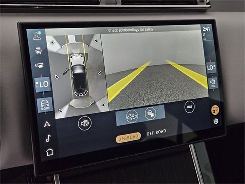 New 2026 Land Rover Range Rover Velar Dynamic SE image 26