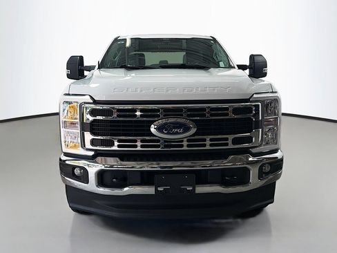 Used 2024 Ford F350 XLT w/ FX4 Off-Road Package AWD/4WD image 2
