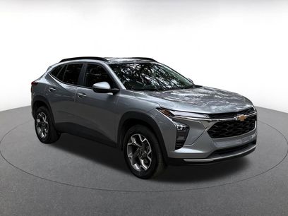 Used 2025 Chevrolet Trax LT w/ LT Convenience Package