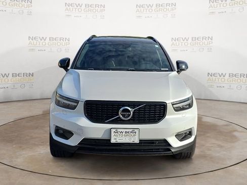 Used 2021 Volvo XC40 T5 R-Design w/ Advanced Package AWD/4WD image 8