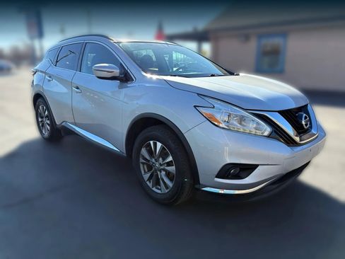 Used 2016 Nissan Murano SV image 9