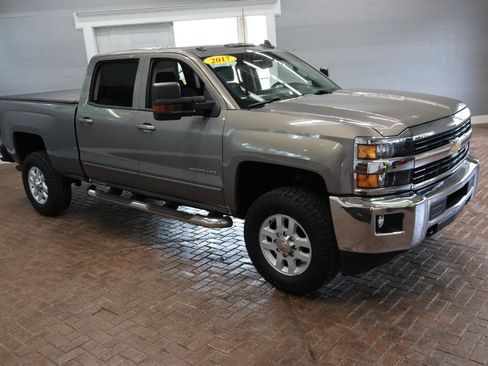 Used 2017 Chevrolet Silverado 2500 LT w/ All Star Edition AWD/4WD image 23