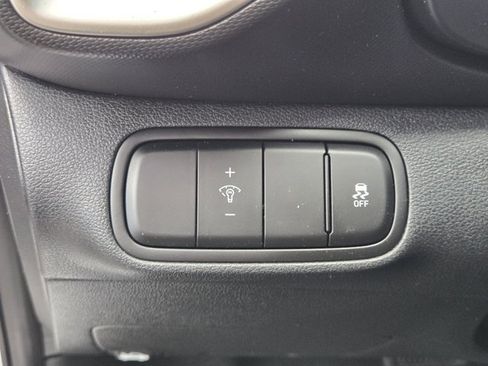 Used 2026 Hyundai Venue SEL FWD image 21