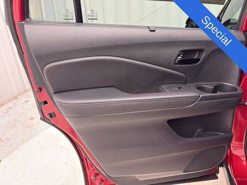 Used 2023 Honda Passport Elite image 15