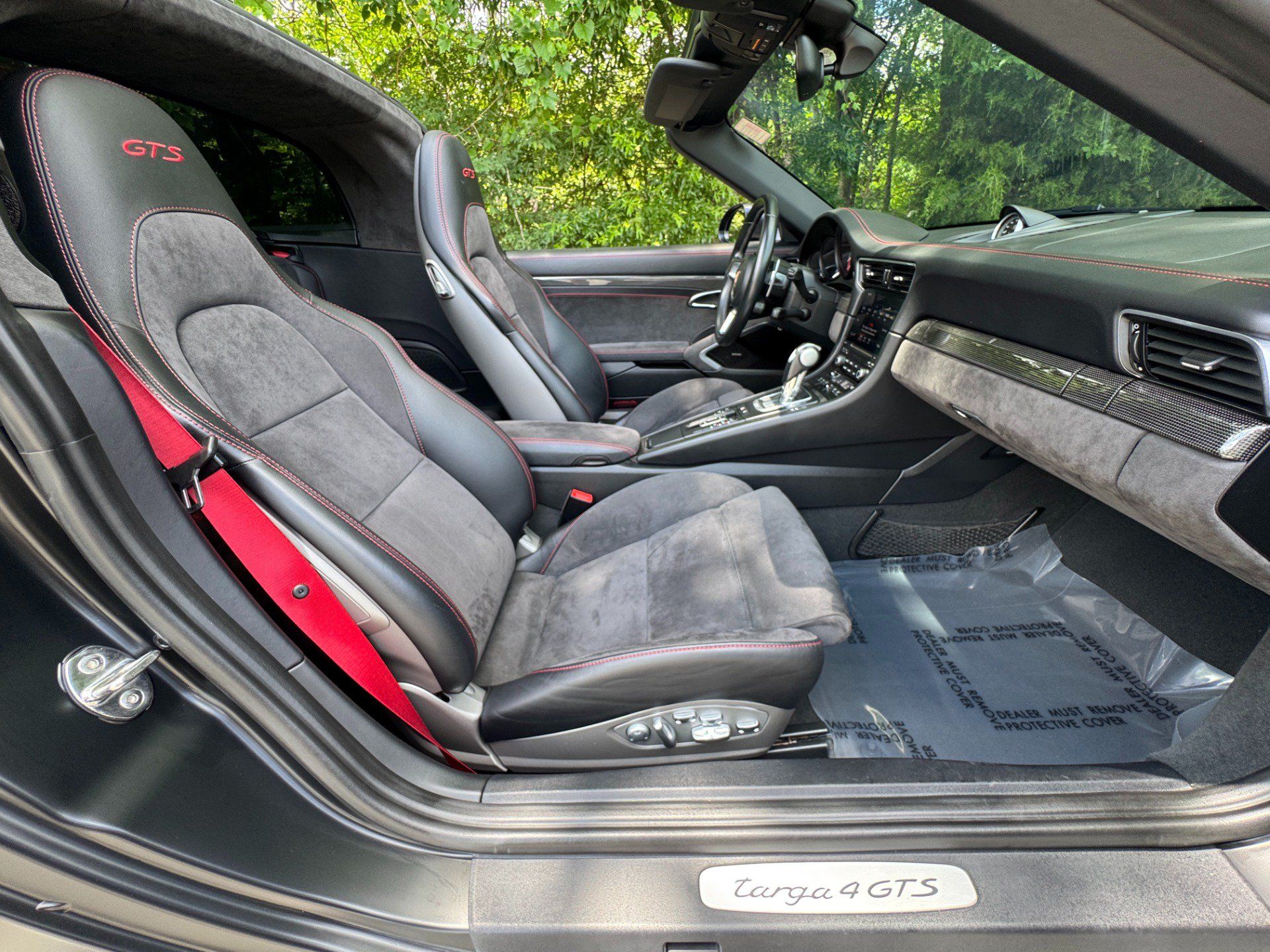 Used 2017 Porsche 911 Targa 4 GTS AWD/4WD image 59
